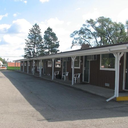 Spinning Wheel Motel Baraboo Exterior photo